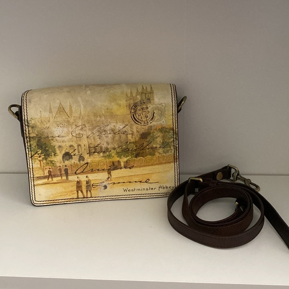 Patricia Nash Handbags - Patricia Nash Westminster Abbey CrossBody Bag